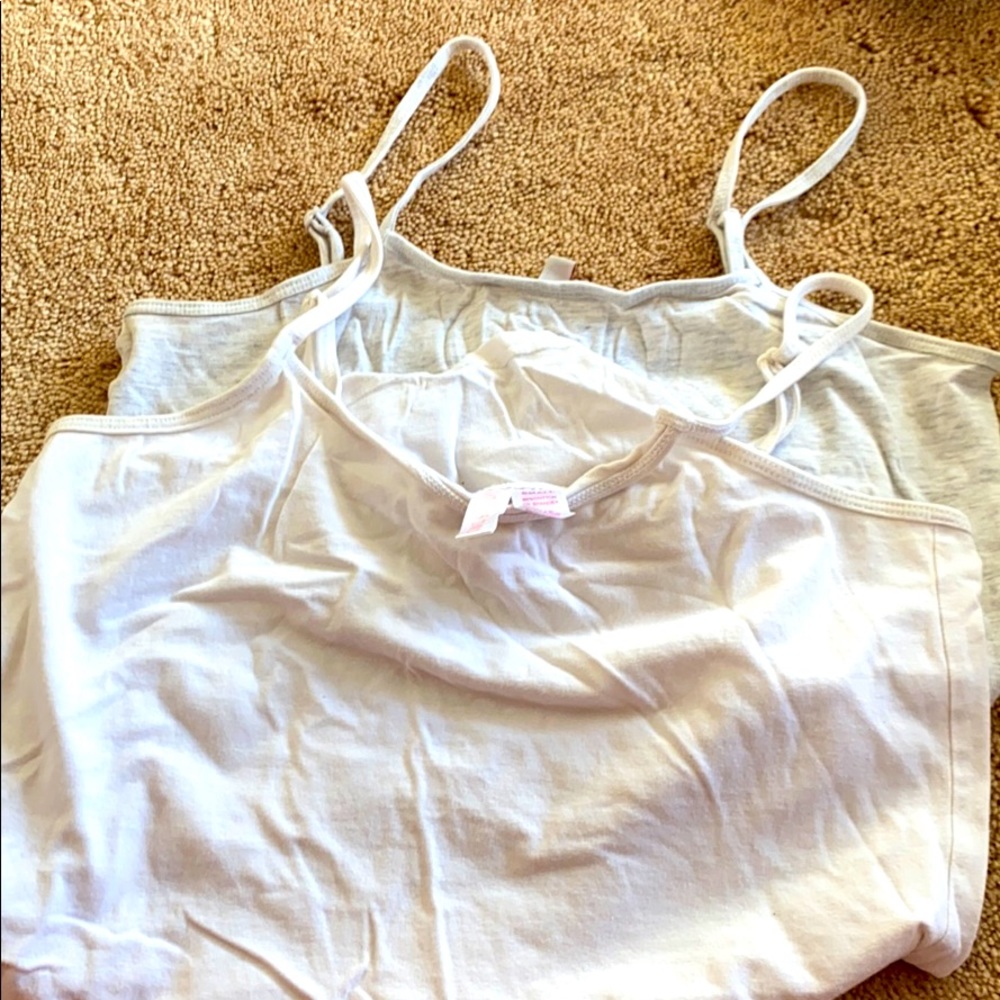 White and gray tanks